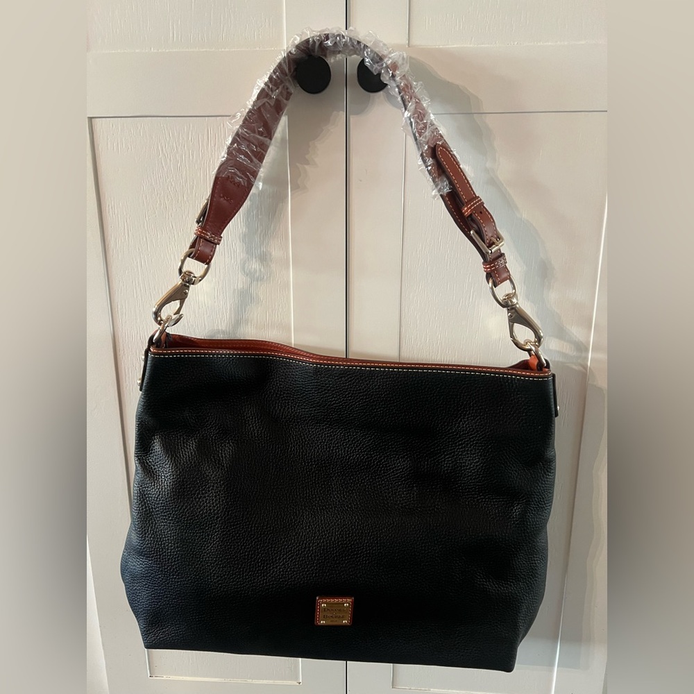 Dooney & Bourke XL Courtney Sac Handbag